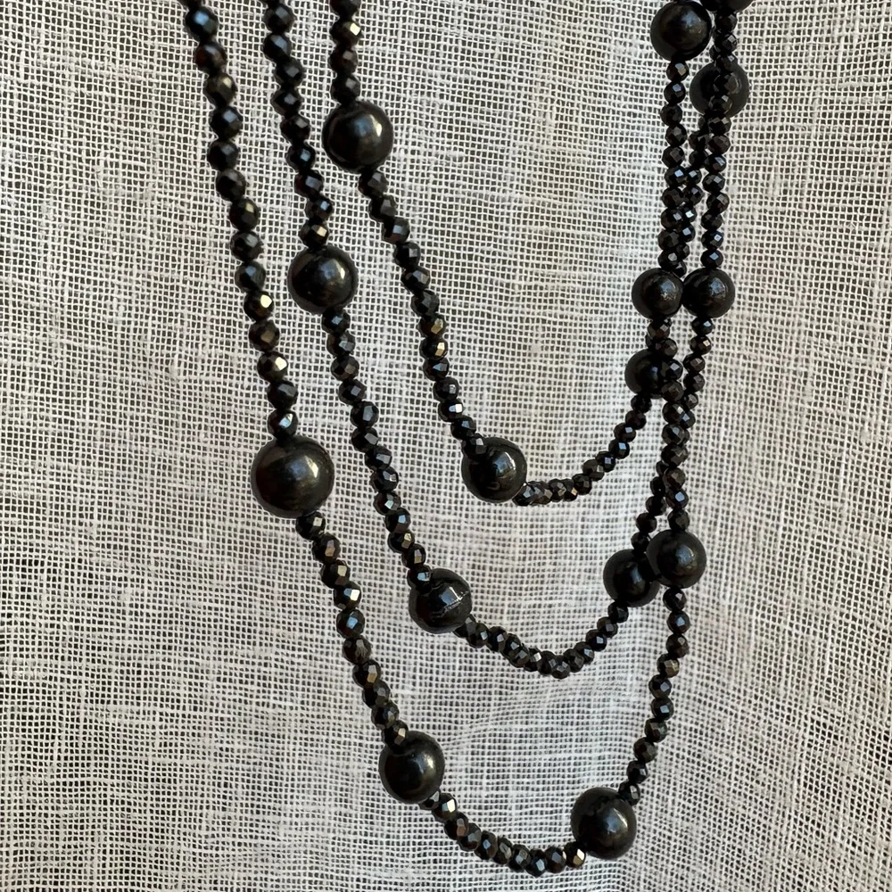 Sparkly black‎ spinel sterling silver necklace